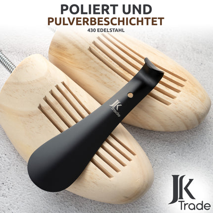 Detailansicht matte Oberfläche des Schuhlöffels aus Edelstahl in Schwarz, 15 cm Länge