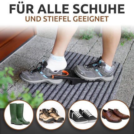 Anwendung des JK Trade Stiefelknechts orange – geeignet für Sneaker, Lederstiefel und Wanderschuhe